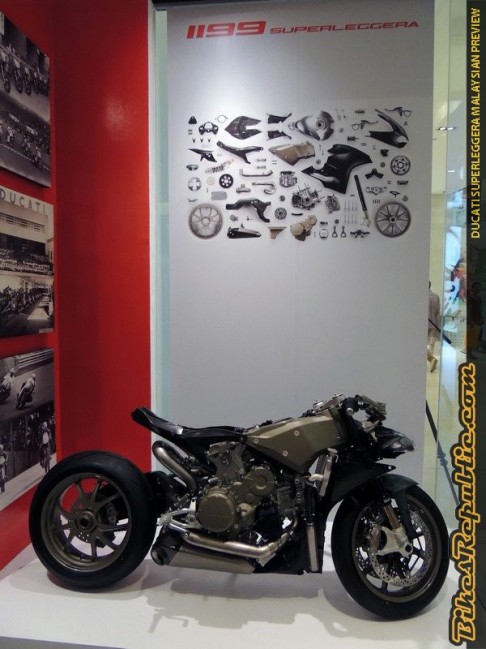 Ducati Superleggera (8)