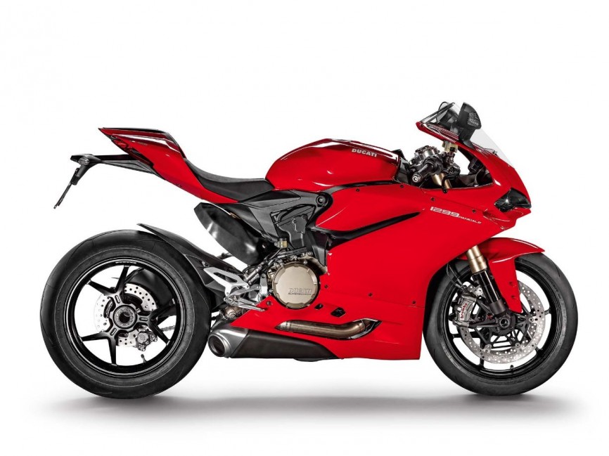 2015-Ducati-1299-Panigale-R-03