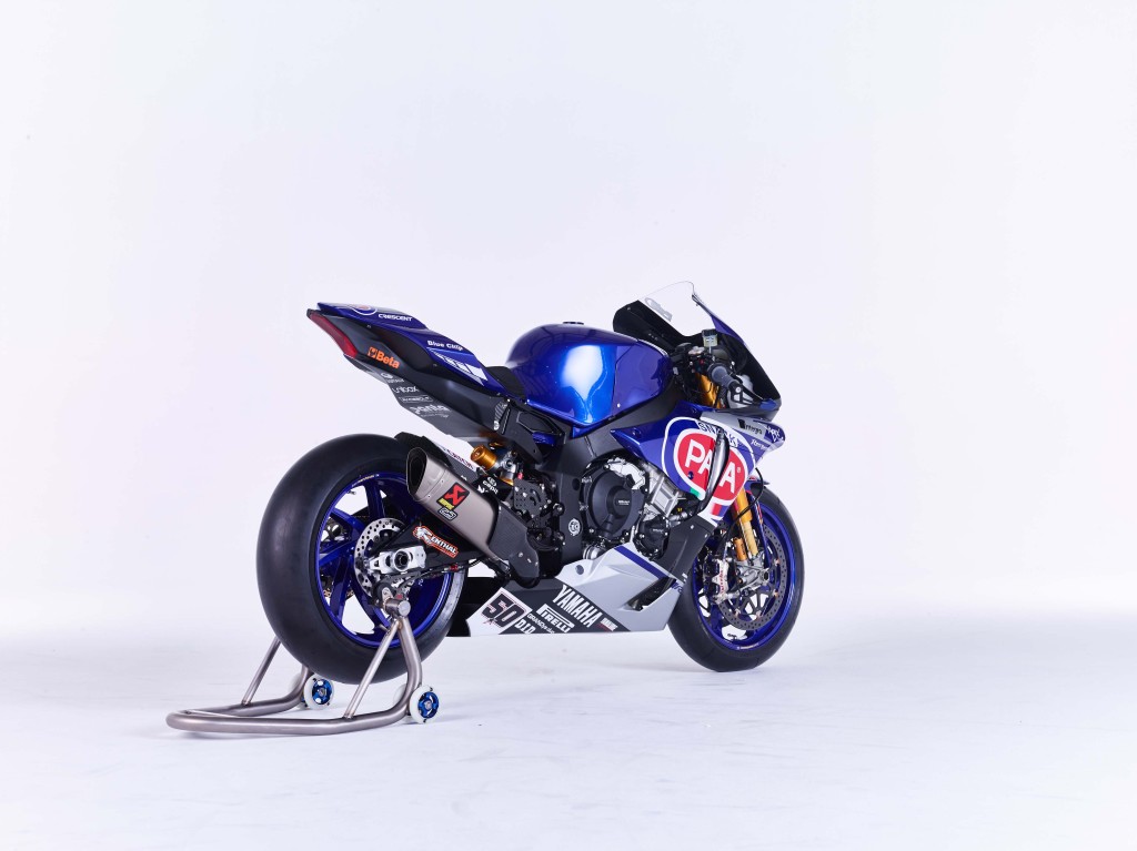2016-Yamaha-YZF-R1-World-Superbike-08