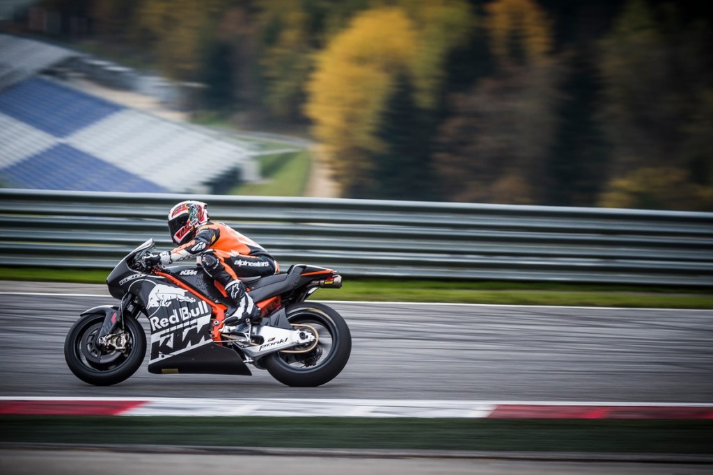 ktm-rc16-packs-270-hp-already-to-be-introduced-on-august-14_3
