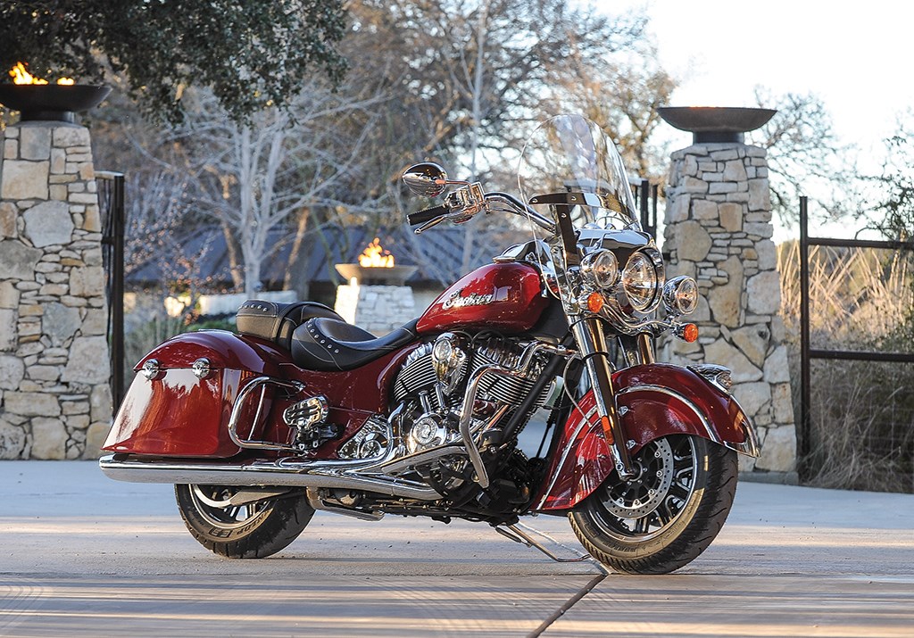 2016 Indian Springfield bagger debuts - BikesRepublic