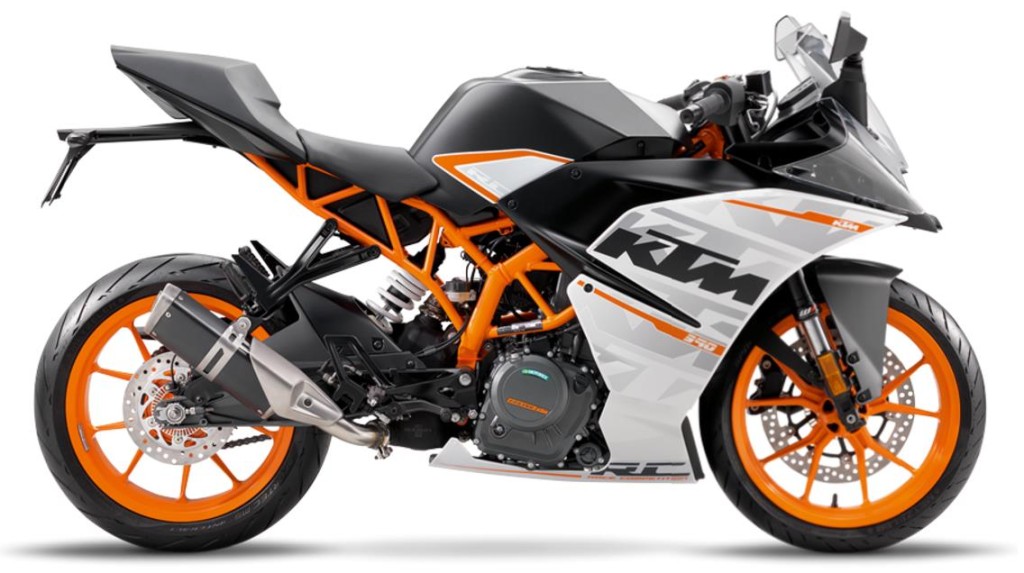 2017 KTM RC 390, RC 200 to be launched in India on January 