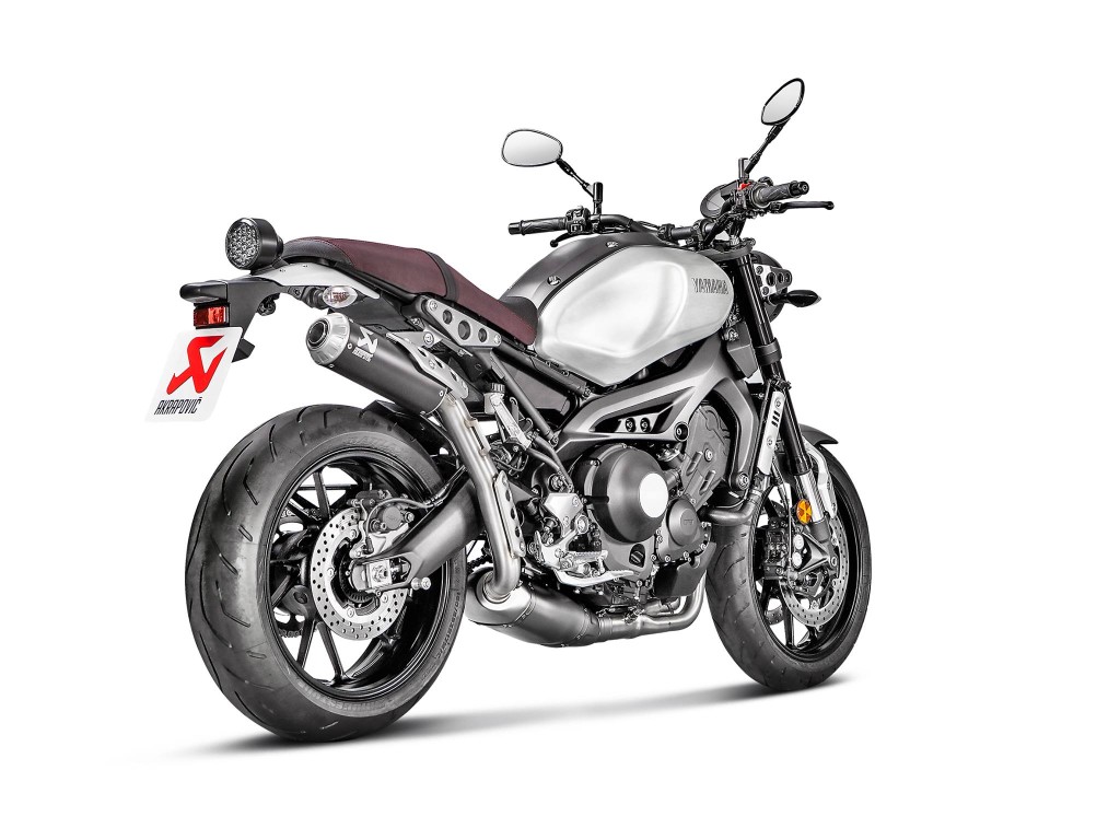 yamaha-xsr900-souped-up-with-new-akrapovic-exhausts_4