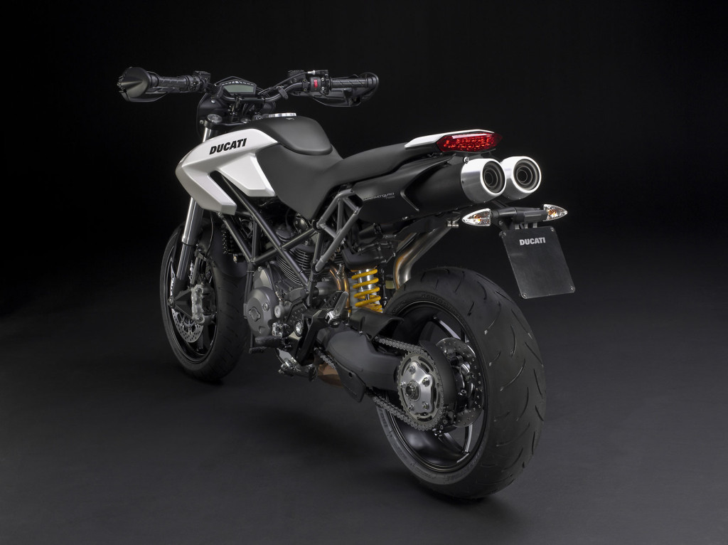 2010-Ducati-Hypermotard796c