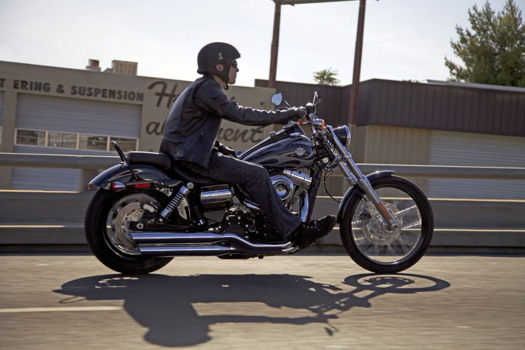 2013-Harley-Davidson-FXDWGDynaWideGlide1