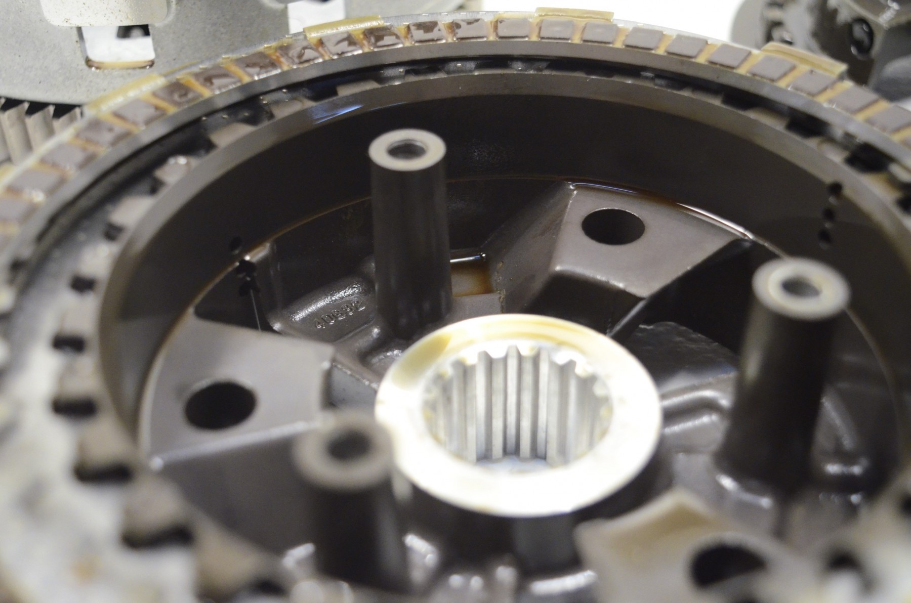 How does a Motorcycle Manual Clutch Work - BikesRepublic