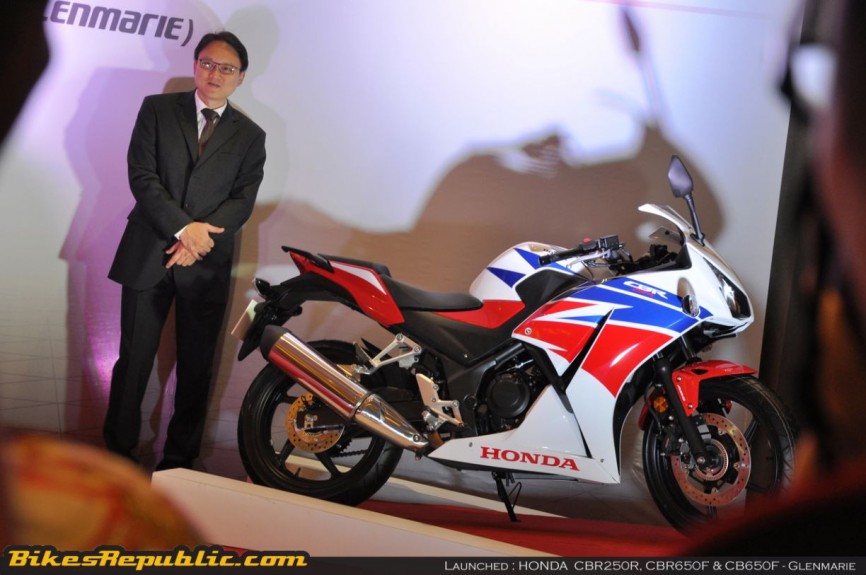 Honda launches 3 models00002