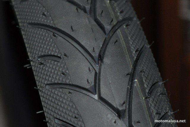 shinko-evo-sr877-17