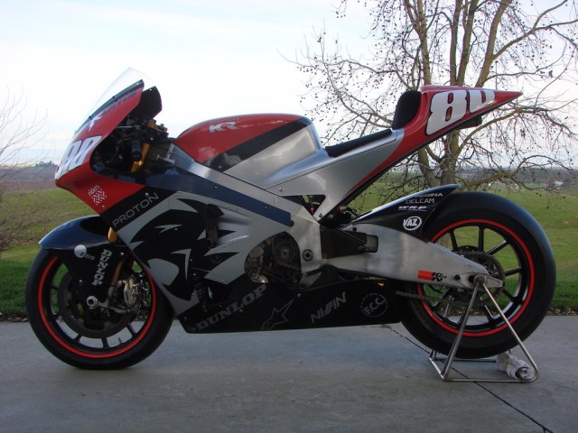 proton-kenny-roberts-kr5-GP-race-machine