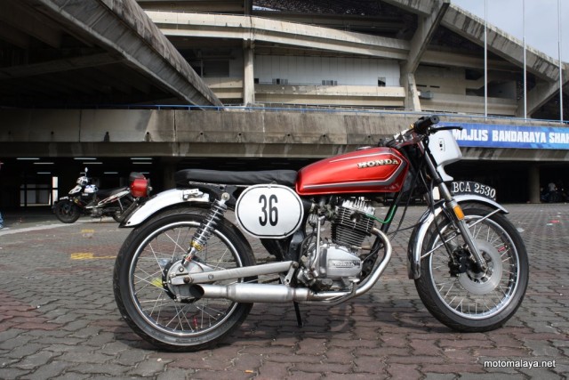 honda-hawk-cafe-racer-2