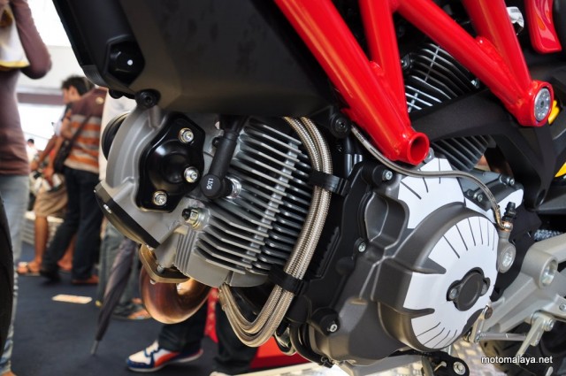 2012-Ducati-Monster-795-Malaysia-7