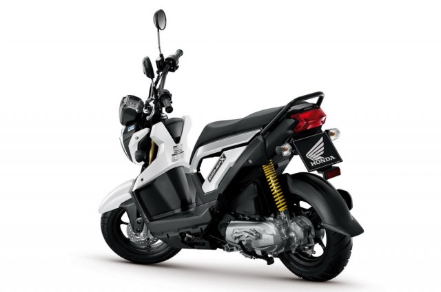 2012-honda-zoomer-x-07
