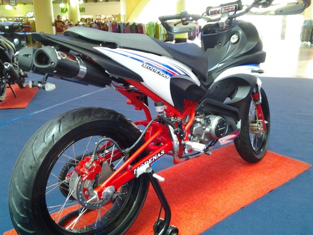 modenas-ace-115-motard