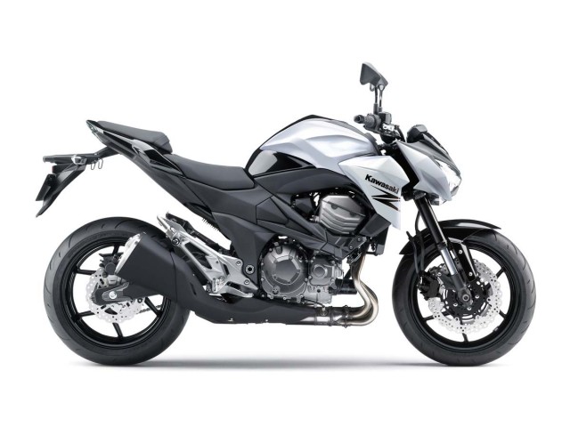 2013-kawasaki-ninja-z800-09