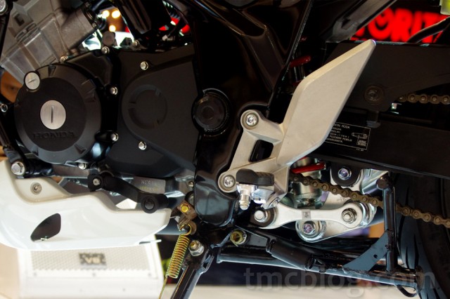 cb150rStreetFire41-2