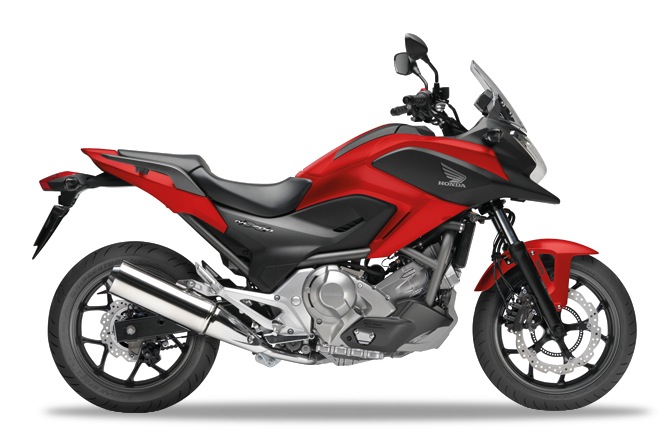 Honda NC700X Magna Red