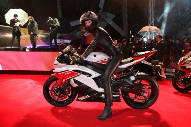 yamahaR6-agooddaytodiehard