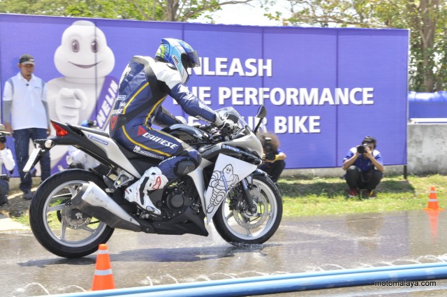 Michelin-Pilot-Street-0021