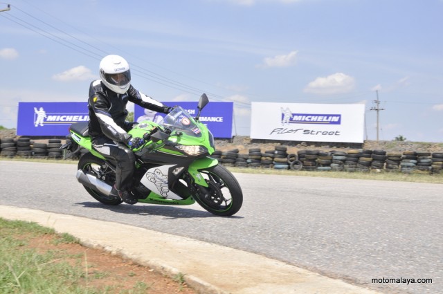 Michelin-Pilot-Street-0051