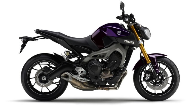 2014-Yamaha-MT-09-EU-Deep-Armor-Studio-002