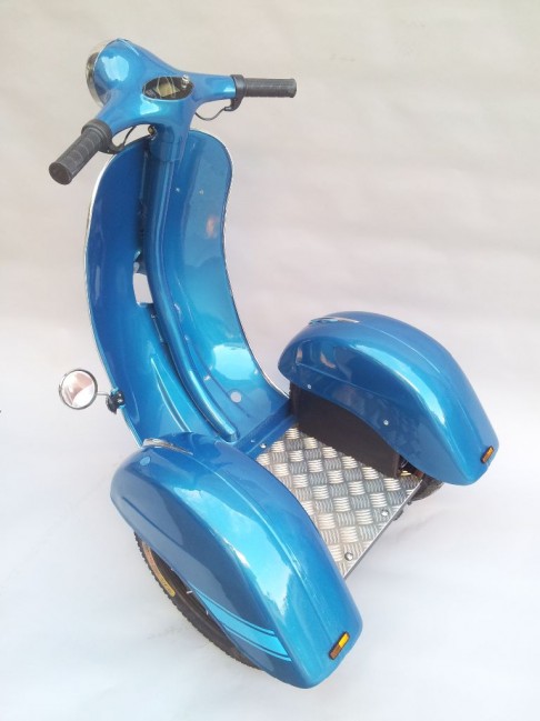 1_Vespa-Segway-(Disenada-y-Montada-a-mano-En-Espana