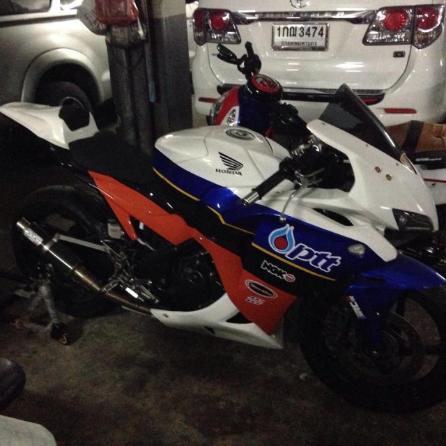 Honda-CBR250R-Panigale-mod-003