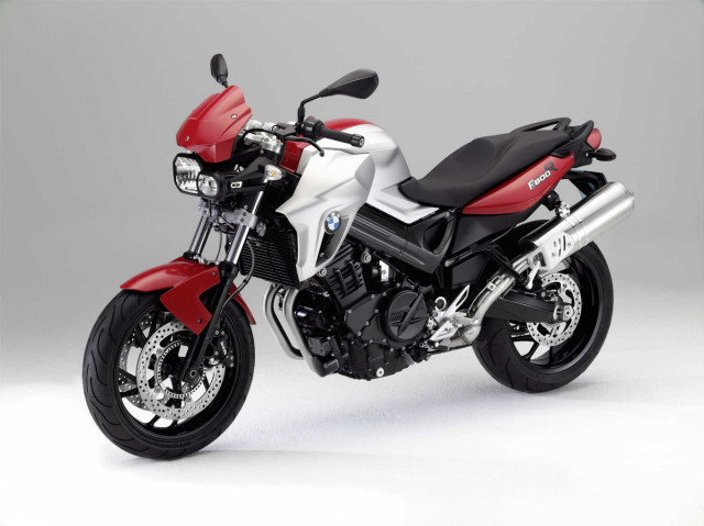 09-2011-BMW-F800R-009