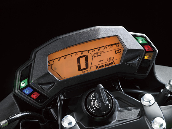 2014-Kawasaki-Z250SL-026