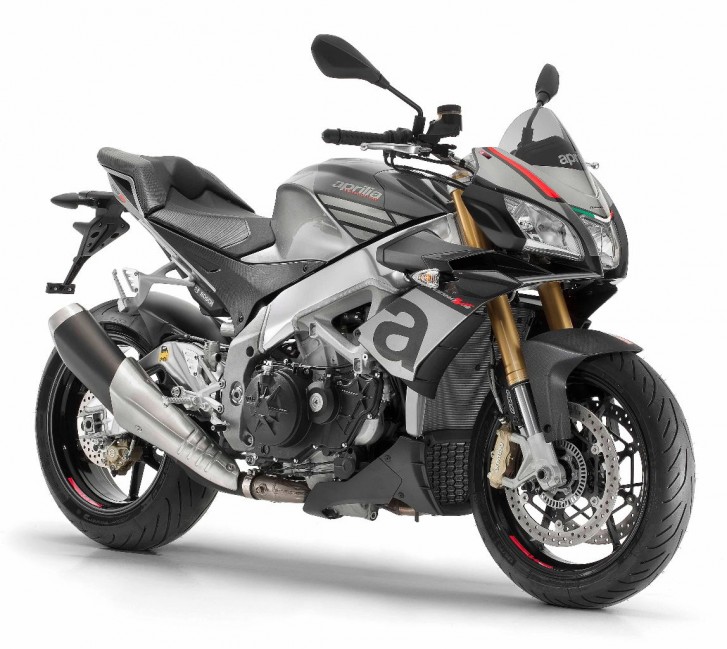 2015-Aprilia-Tuono-V4-1100-02