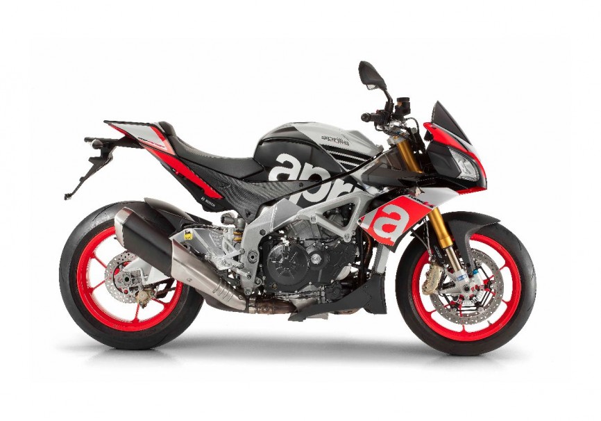 2015-Aprilia-Tuono-V4-1100-Factory-03