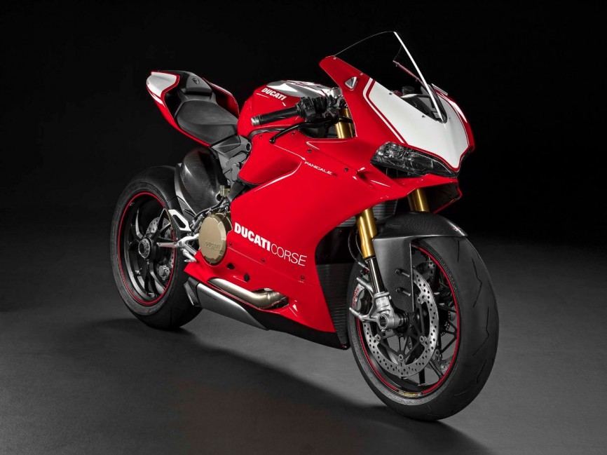 2015-Ducati-1299-Panigale-R-01