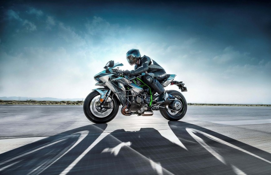 2015-Kawasaki-Ninja-H2-12