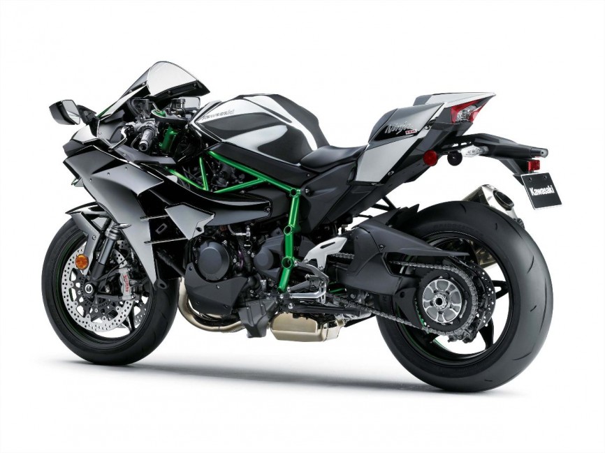 2015-Kawasaki-Ninja-H2-27