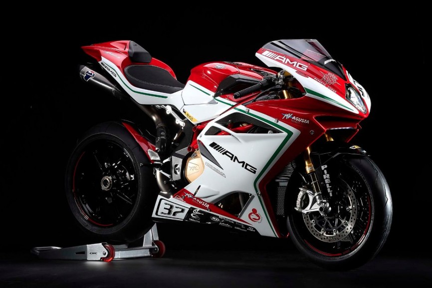 2015-MV-Agusta-F4-RC-01