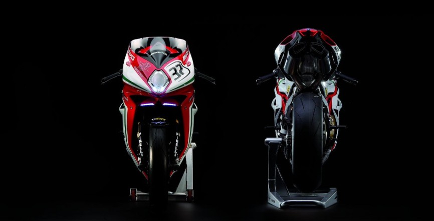 2015-MV-Agusta-F4-RC-02