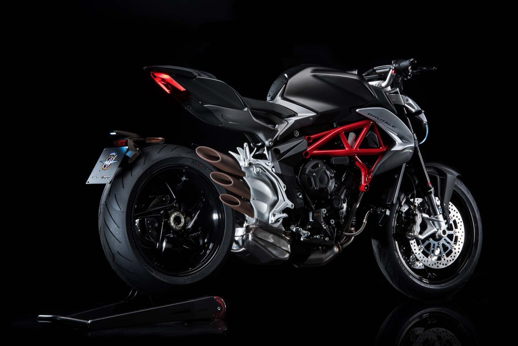 2016-MV-Agusta-Brutale-800-12