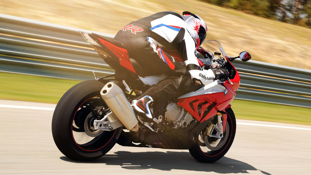 2015-BMW-S1000RR4