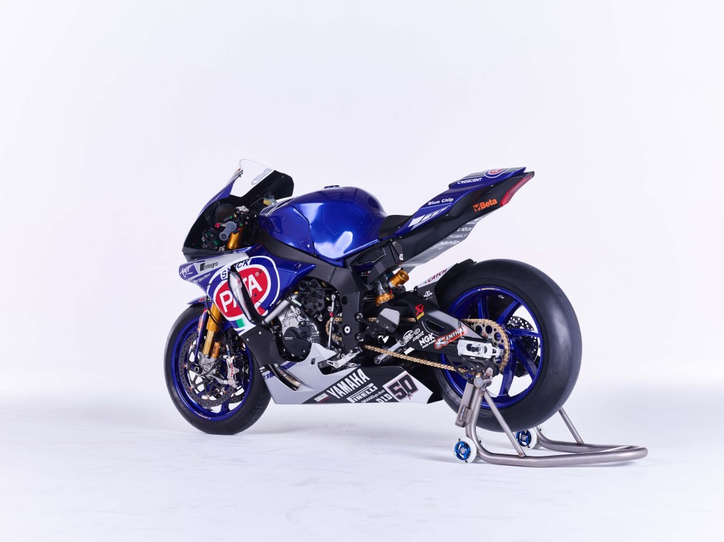2016-Yamaha-YZF-R1-World-Superbike-13