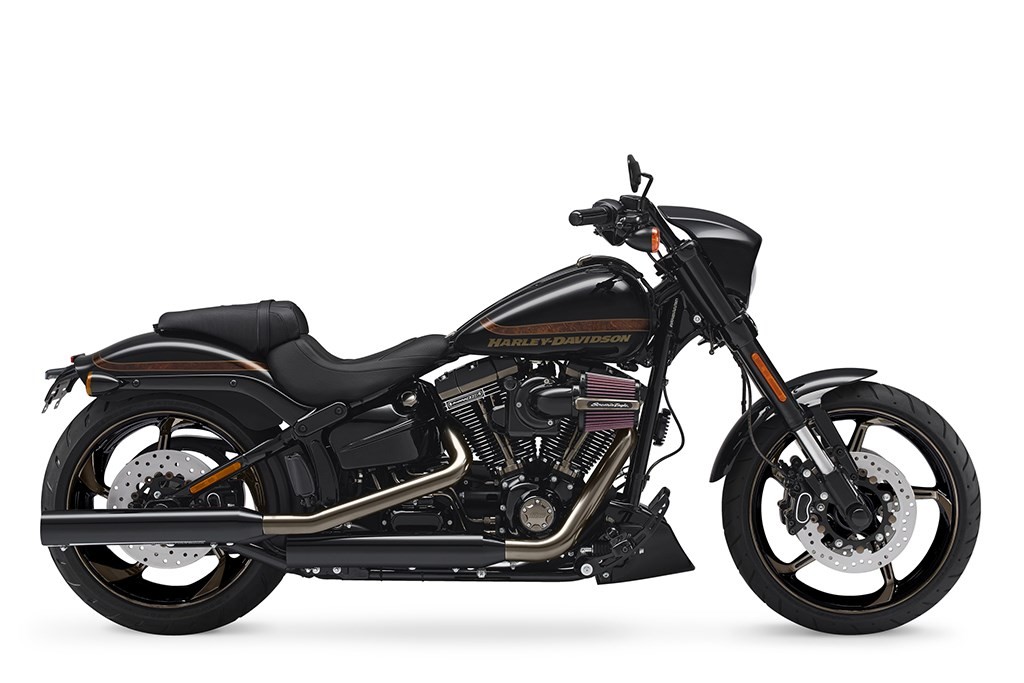 Harley-Davidson CVO Pro Street Breakout 13