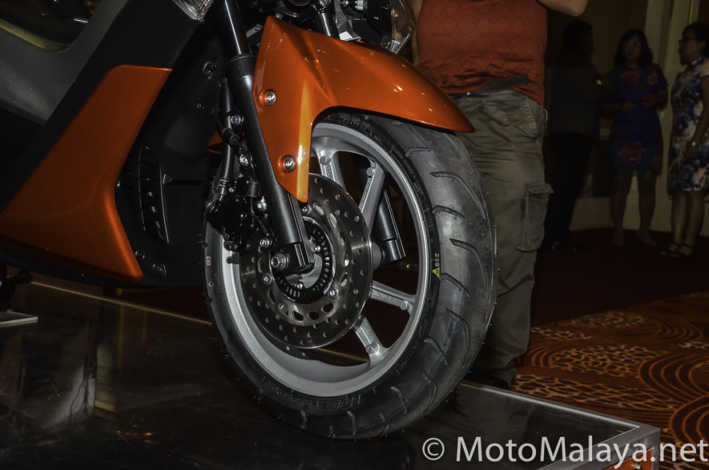 YAMAHA_NMAX_PREVIEW_-10