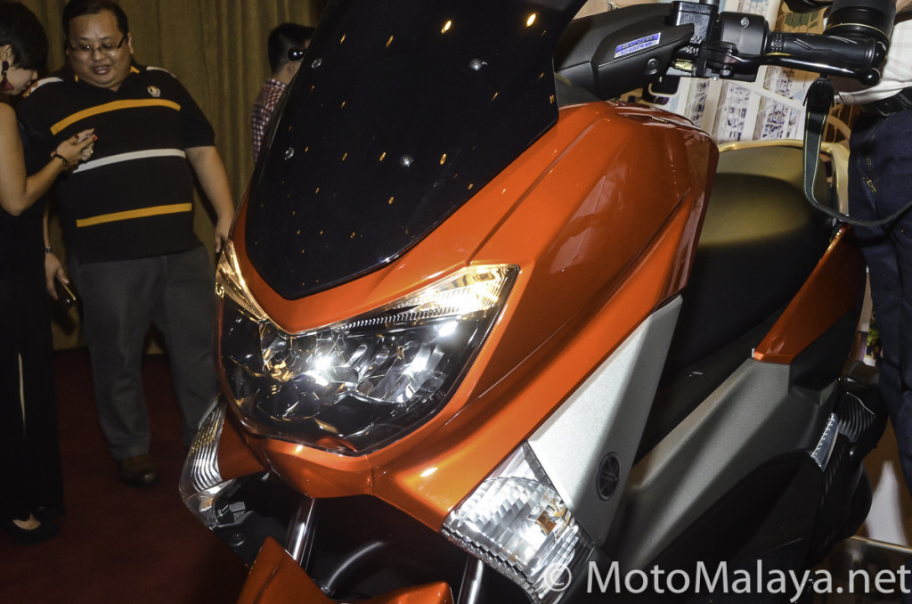 YAMAHA_NMAX_PREVIEW_-8