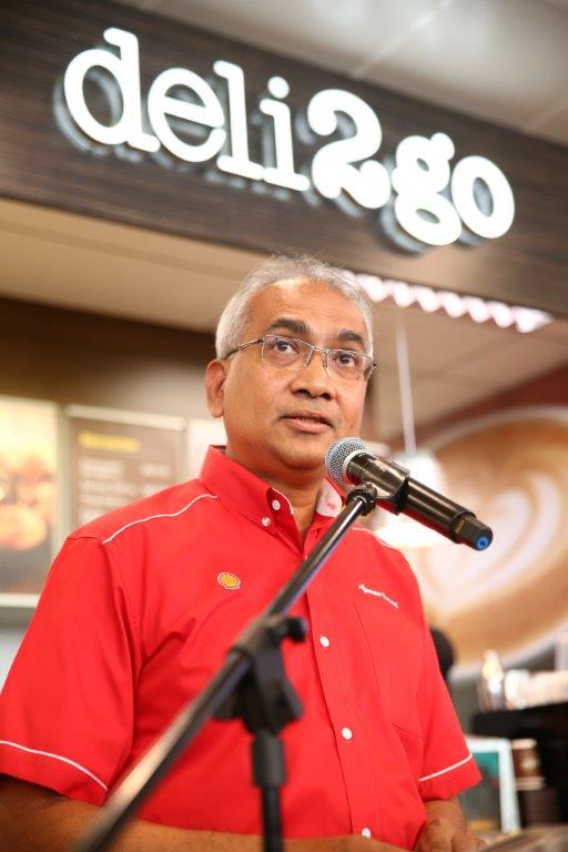 Image 4 - Datuk Azman Ismail MD Shell Malaysia Trading Sdn Bhd and Shell Timur Sdn Bhd