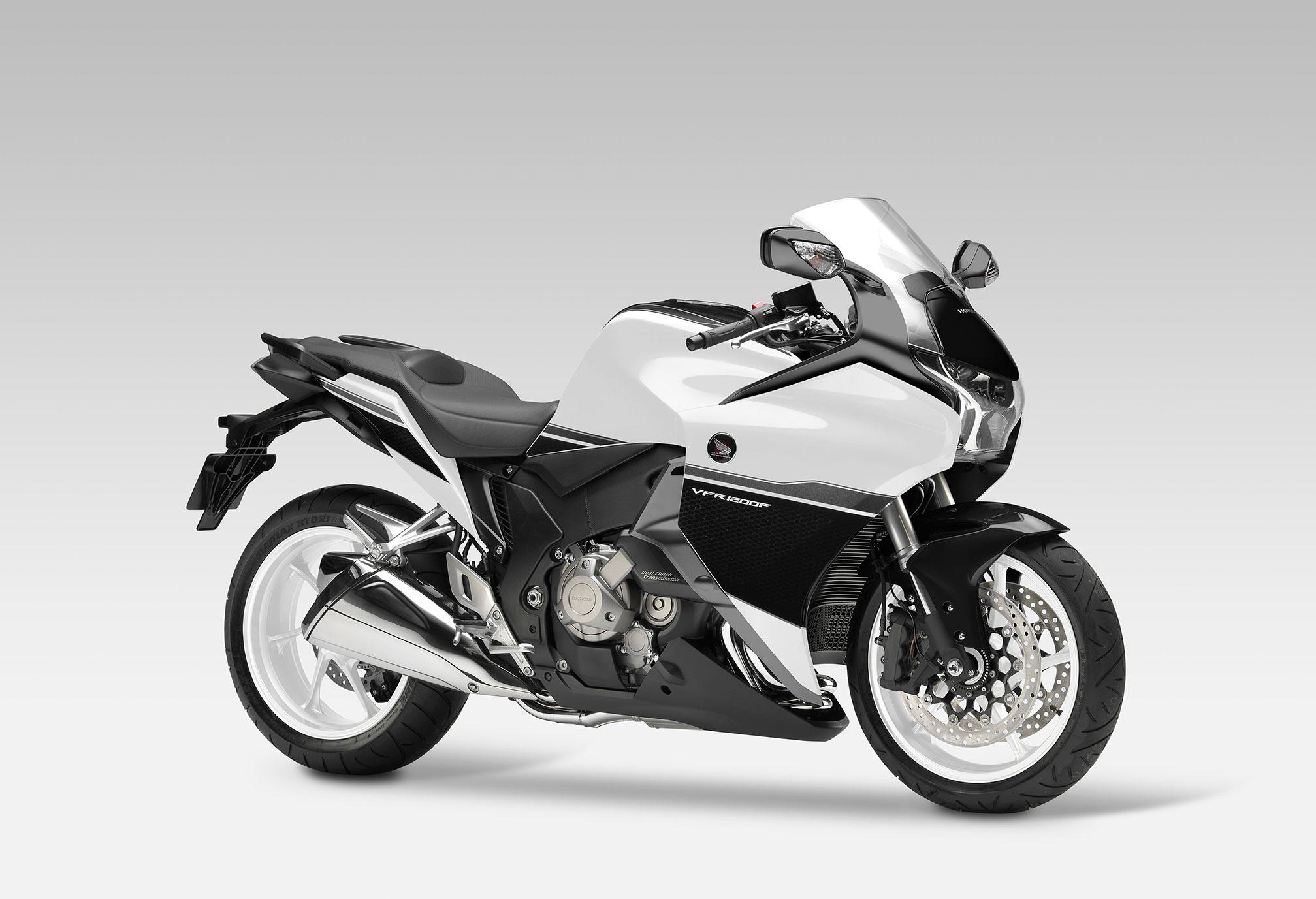 Video Honda Dct Aims To Revolutionise Riding Bikesrepublic