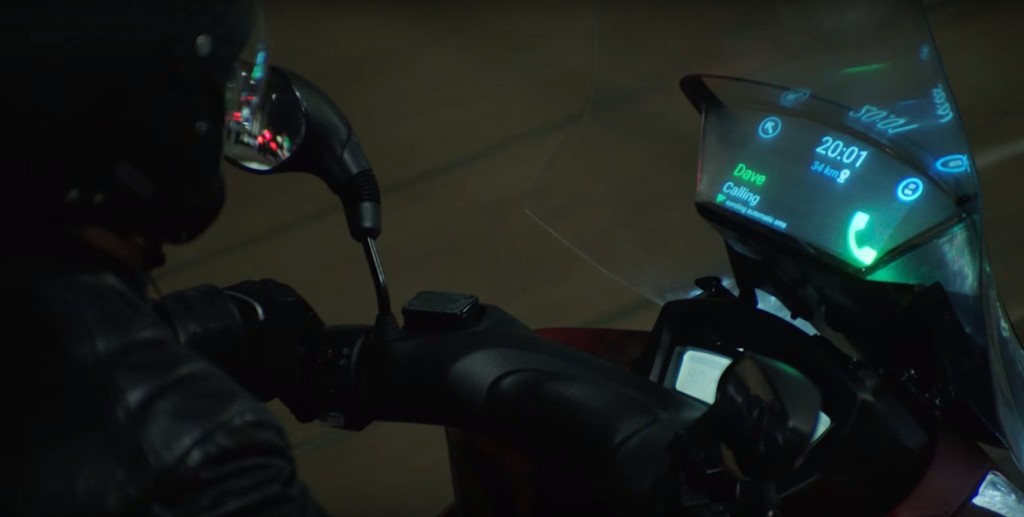 samsung-showcases-the-bike-windshield-that-checks-texts-calls-and-emails_4