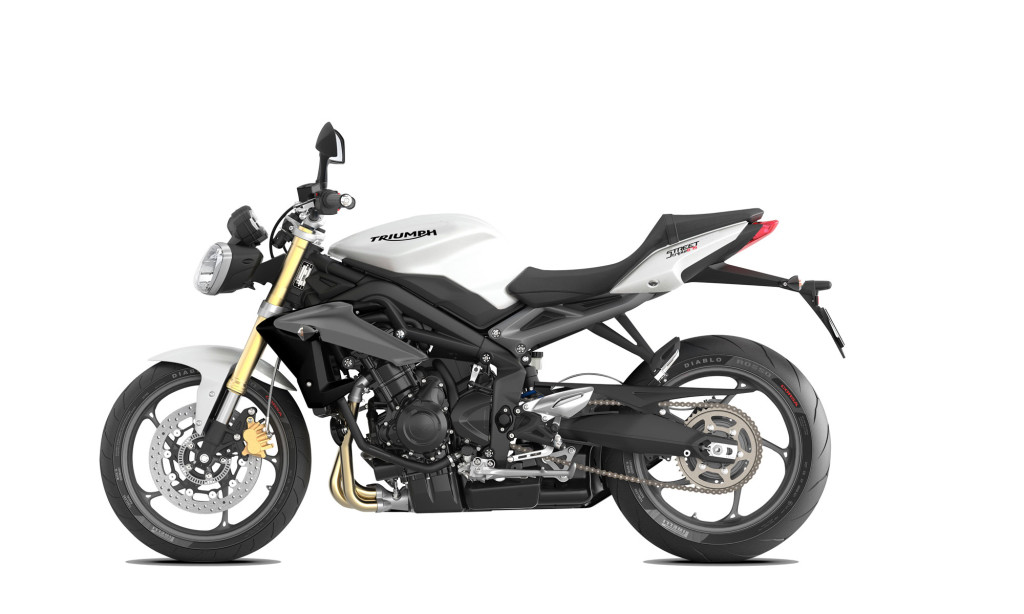 2015-Triumph-Street-Triple-ABS3