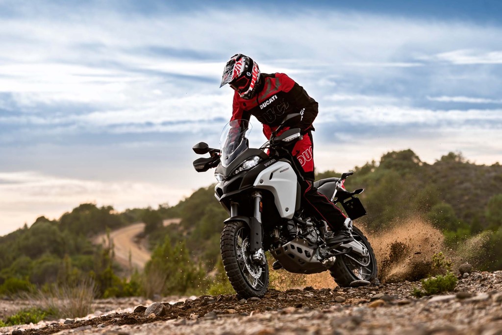 2016-Ducati-Multistrada-1200-Enduro-05