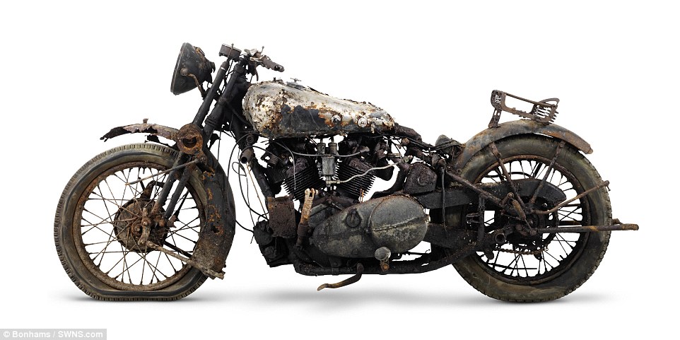 2F5D281700000578-3359441-The_bikes_were_called_the_Rolls_Royce_of_motorcycles_with_permis-m-58_1450119693335
