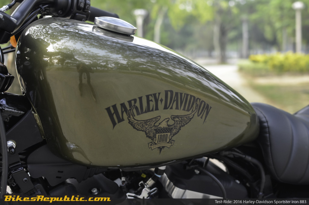 BR_HD_Sportster_Iron_883_-10