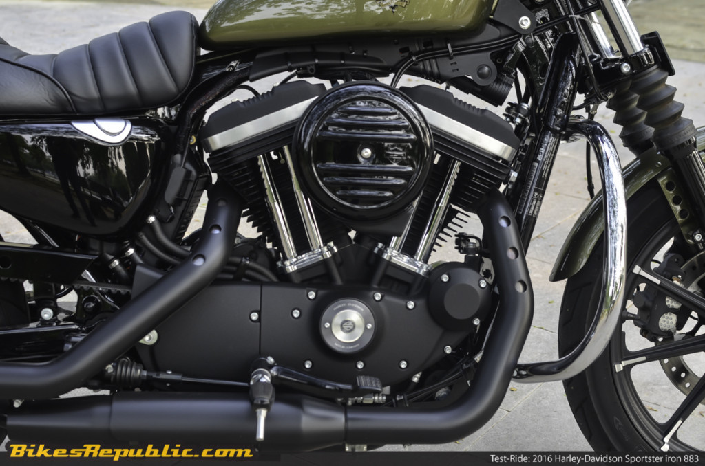 BR_HD_Sportster_Iron_883_-3