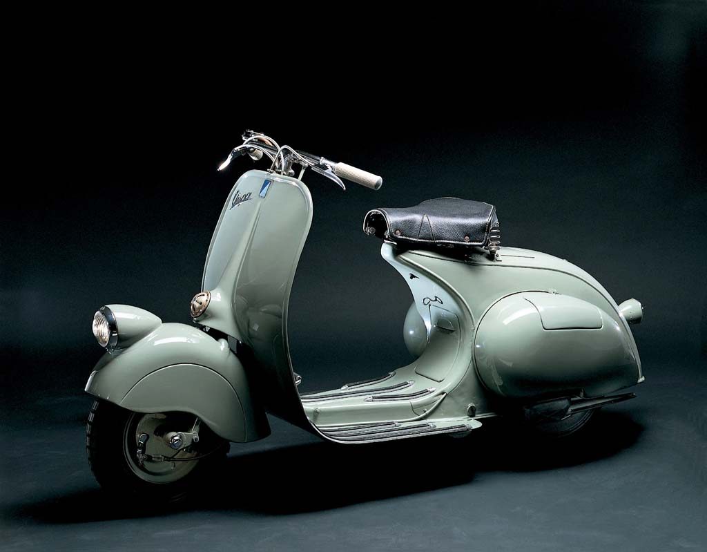 The 1946 Vespa 98 – The first Vespa production model.